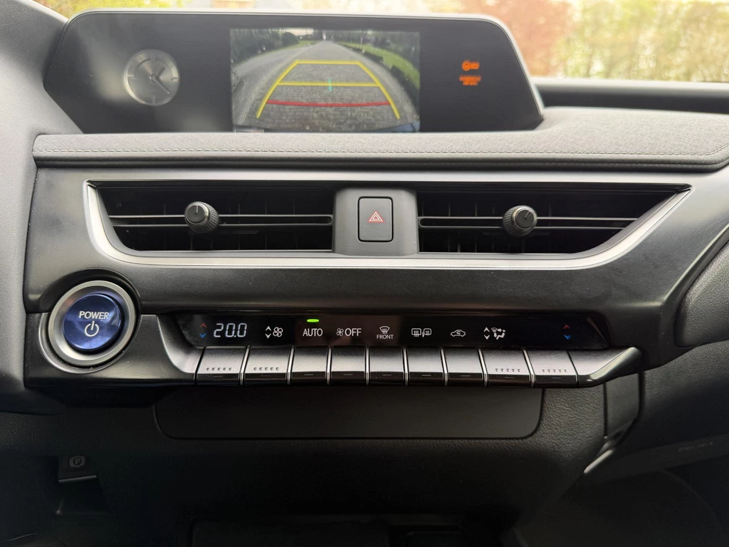 Lexus UX – foto 19