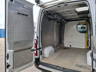 Renault Master – thumbnail 18