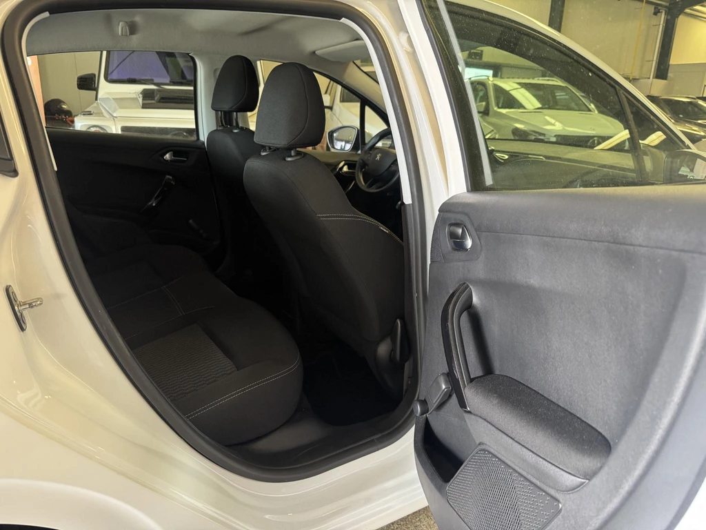 Peugeot 208 – foto 20