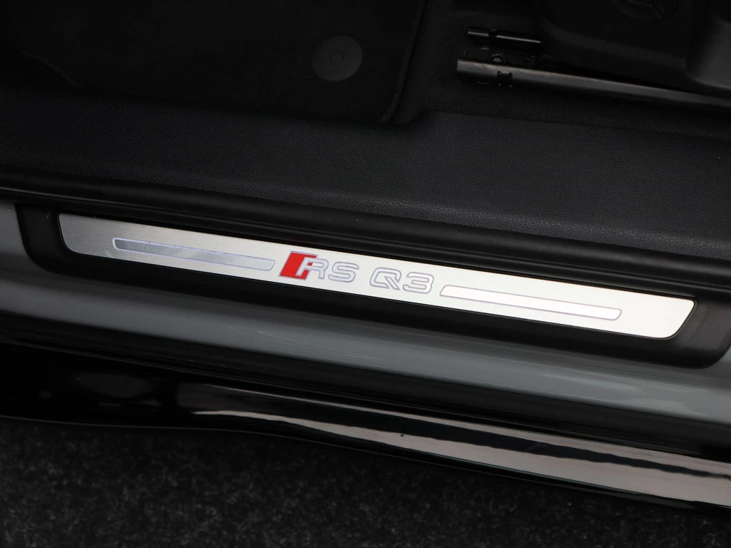 Audi RSQ3 – foto 27