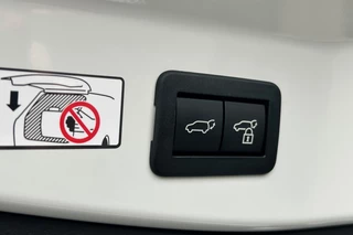Toyota C-HR – thumbnail 32