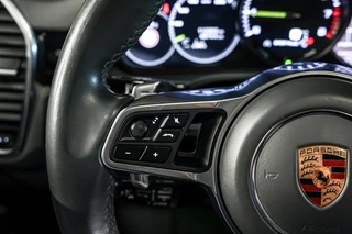 Porsche Cayenne – thumbnail 35