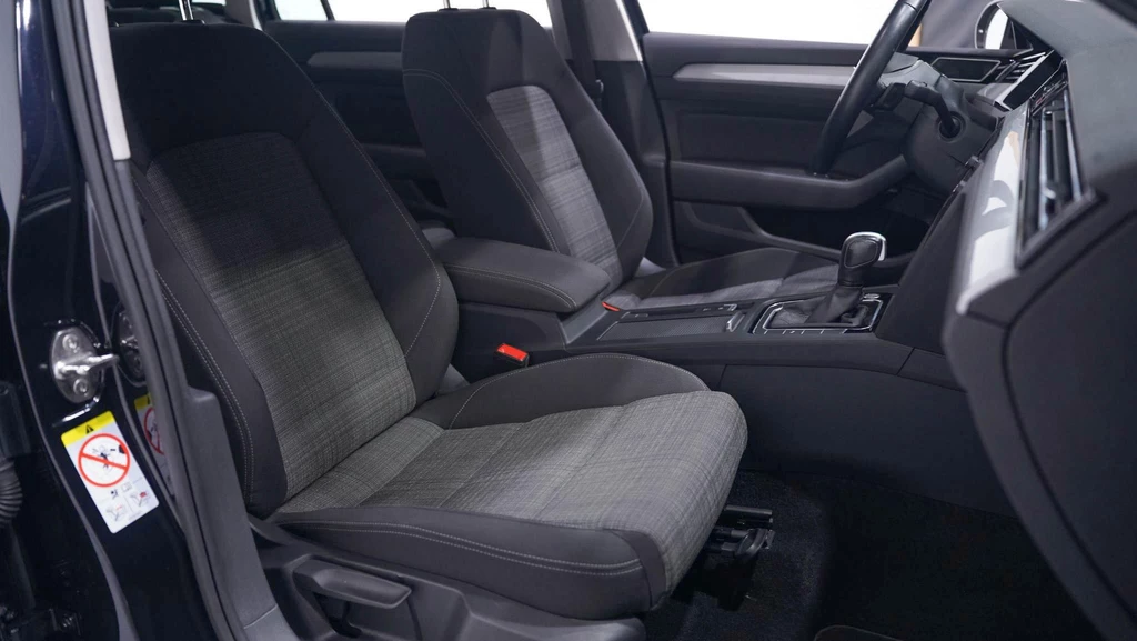 Volkswagen Passat – foto 44