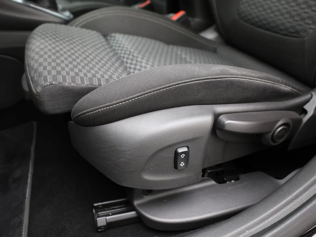 Opel Astra – foto 19