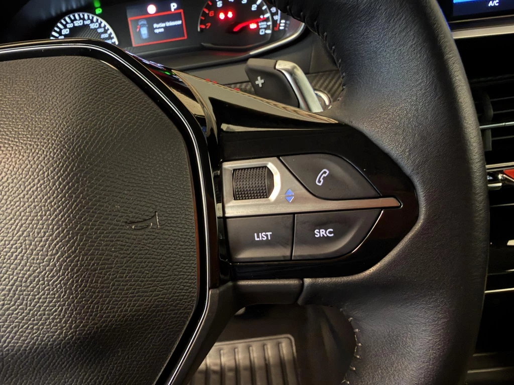 Peugeot 208 – foto 27