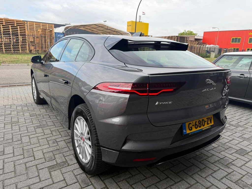 Jaguar I-PACE – foto 6