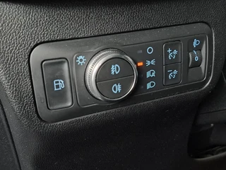 Ford Kuga – thumbnail 19