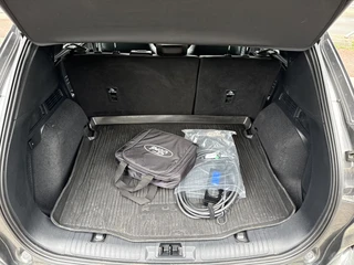 Ford Kuga – thumbnail 27