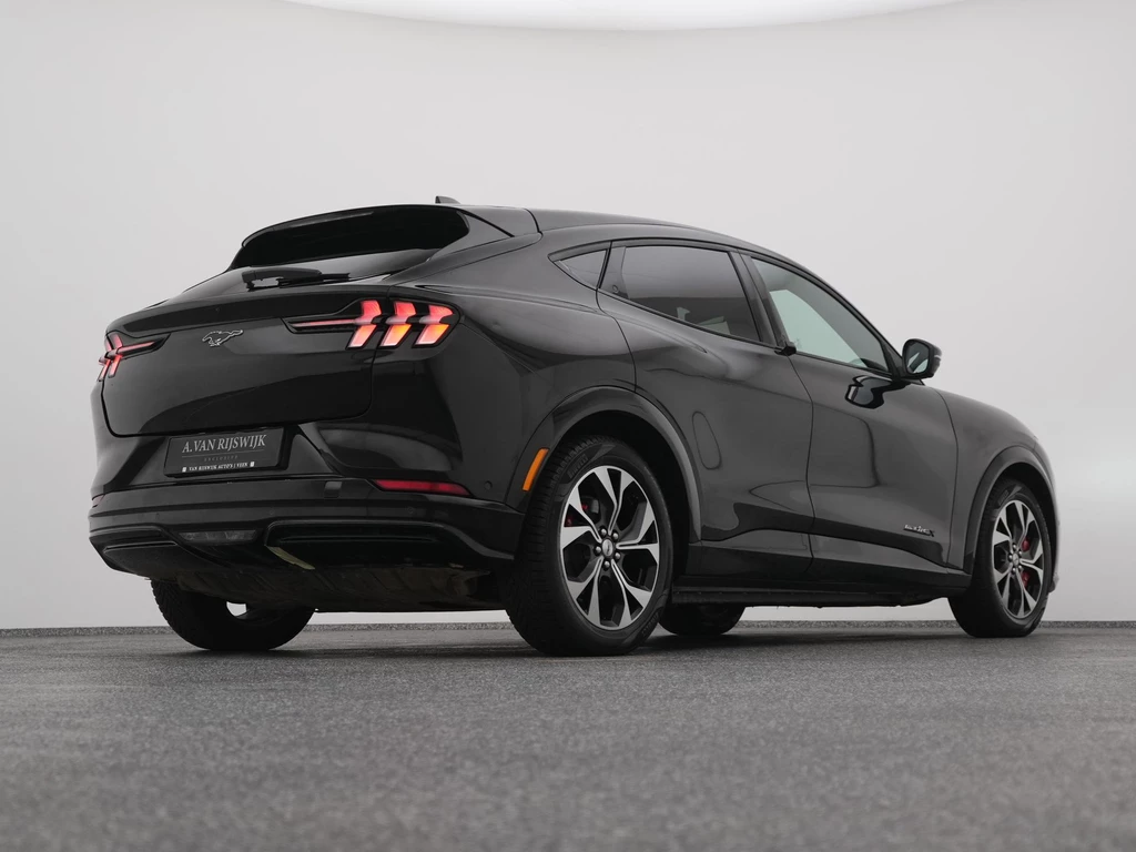 Ford Mustang Mach-E – foto 11