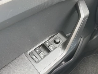 SEAT Arona – thumbnail 17