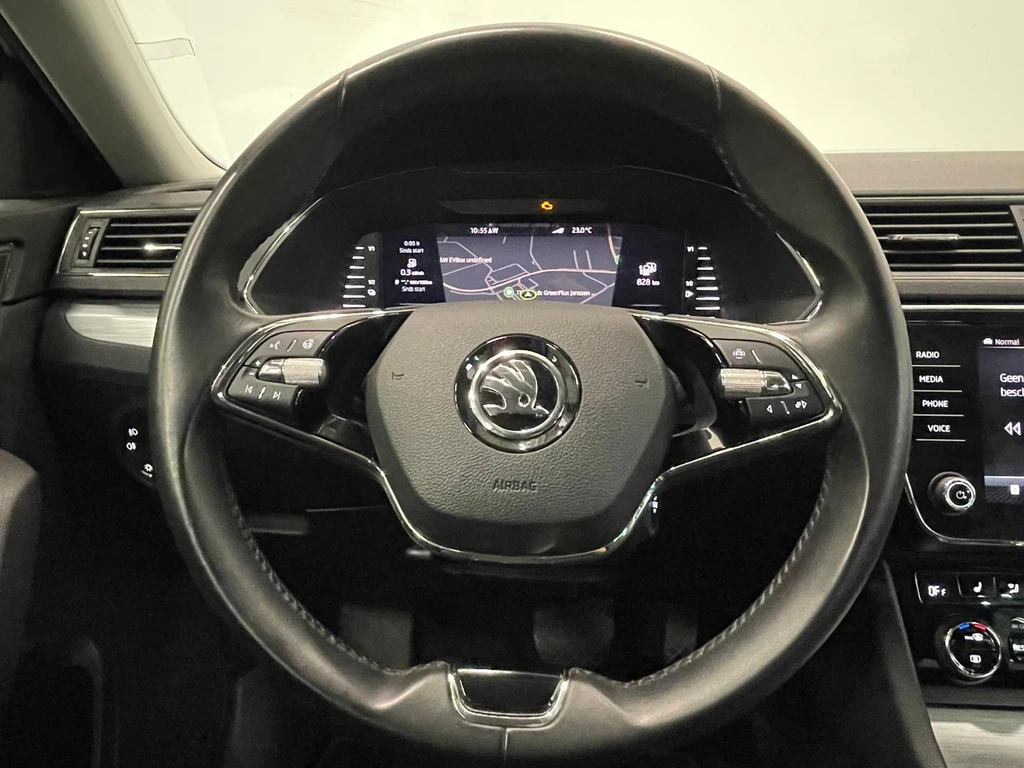 Škoda Superb – foto 12