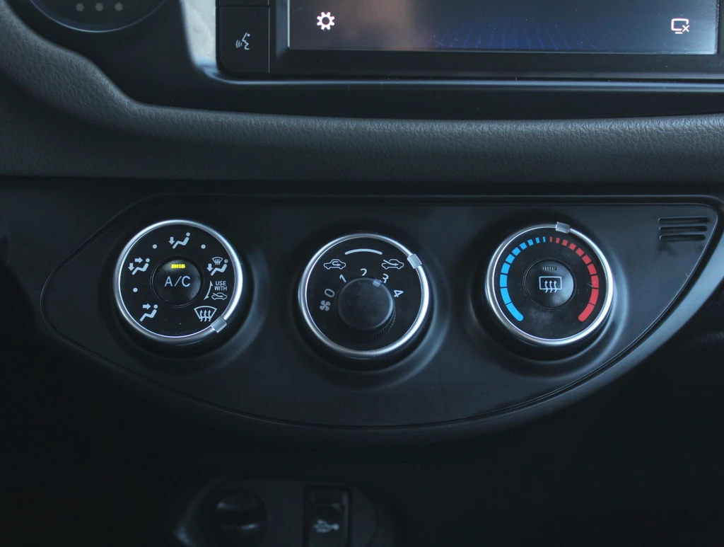 Toyota Yaris – foto 18