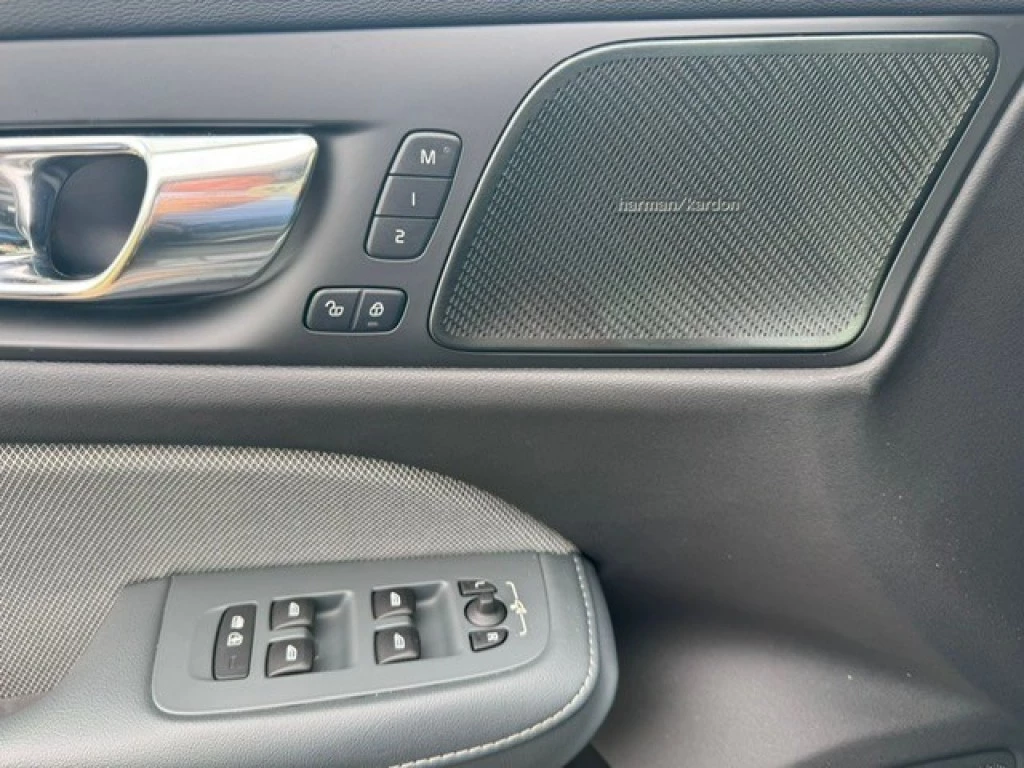 Volvo S60 – foto 18