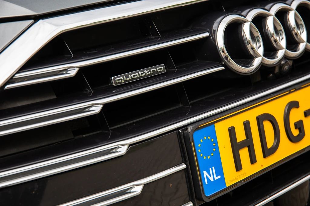 Audi A8 – foto 34