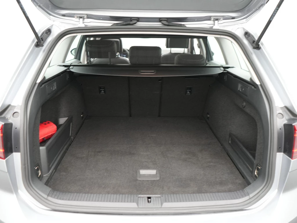 Volkswagen Passat – foto 55