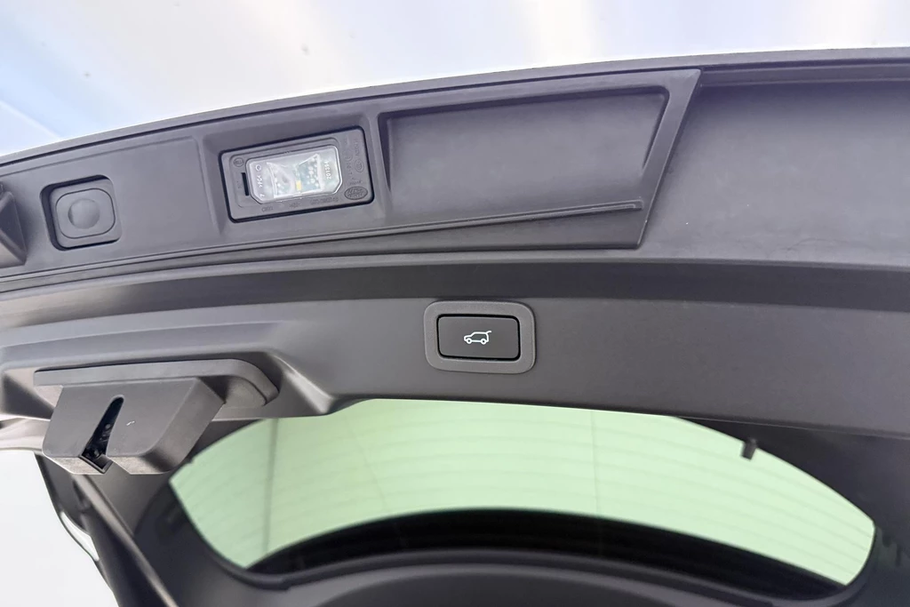 Jaguar I-PACE – foto 14