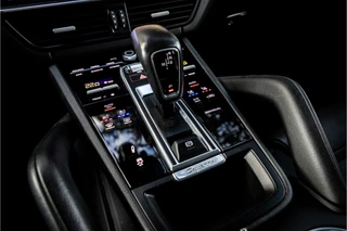 Porsche Cayenne – thumbnail 16