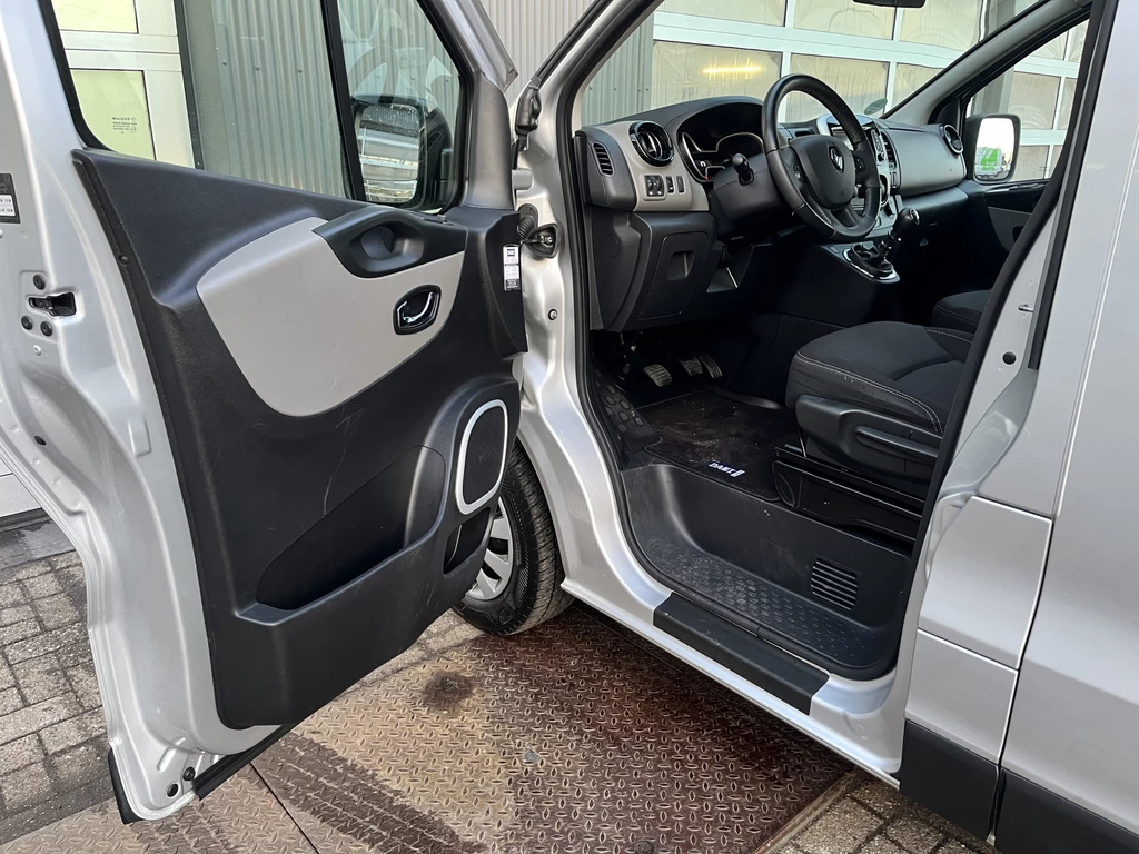 Renault Trafic – foto 11