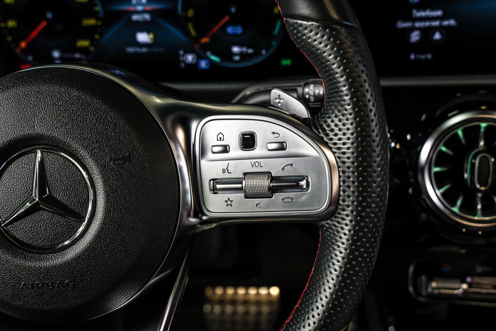 Mercedes-Benz CLA – foto 33