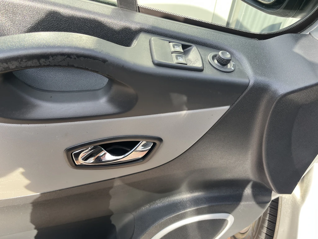 Renault Trafic – foto 15