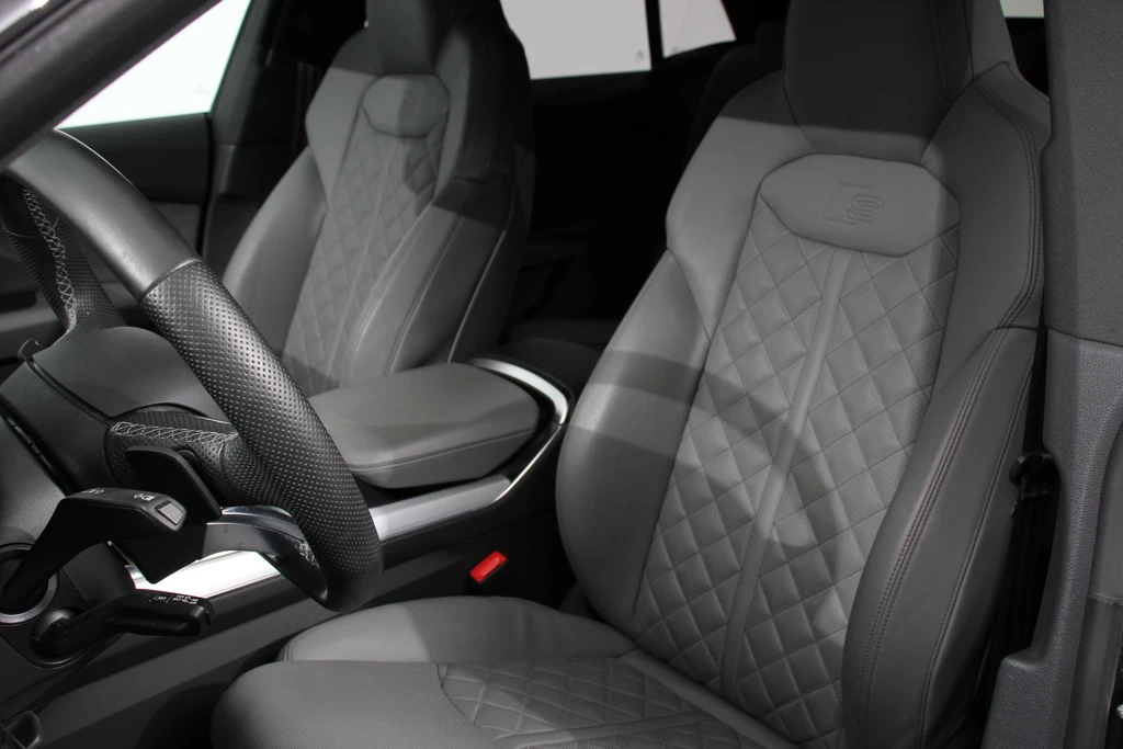 Audi Q8 – foto 13
