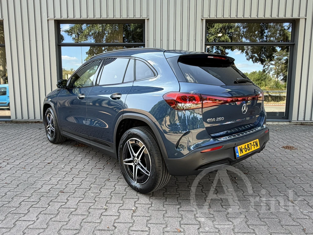 Mercedes-Benz EQA – foto 3
