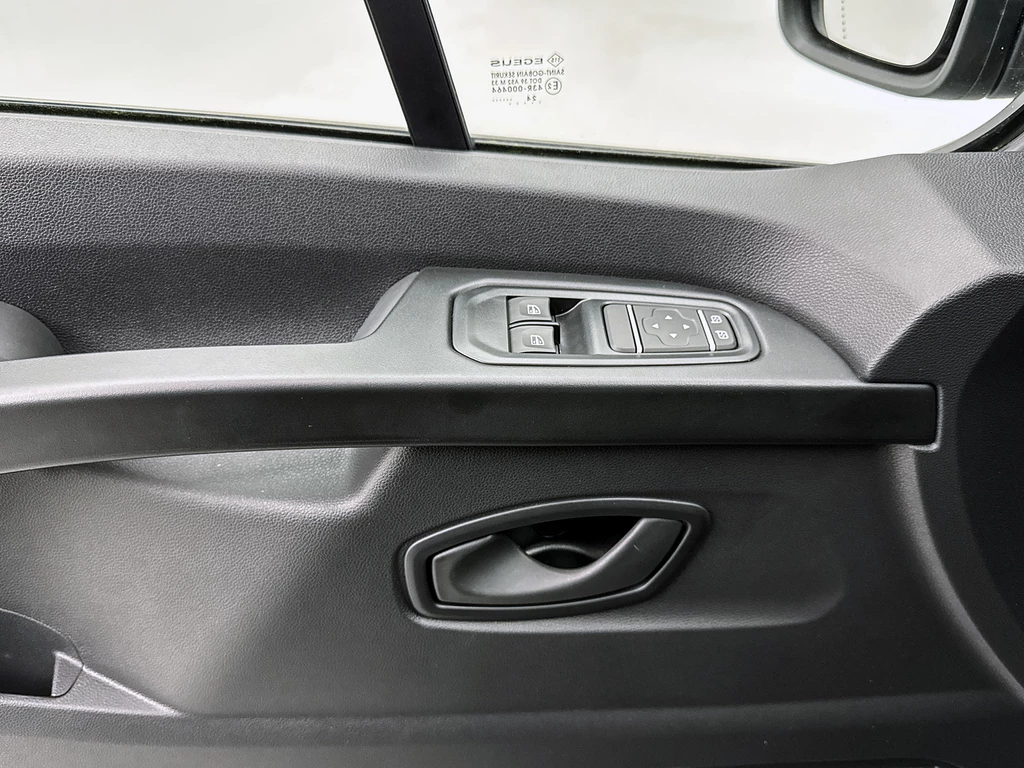 Renault Trafic – foto 33