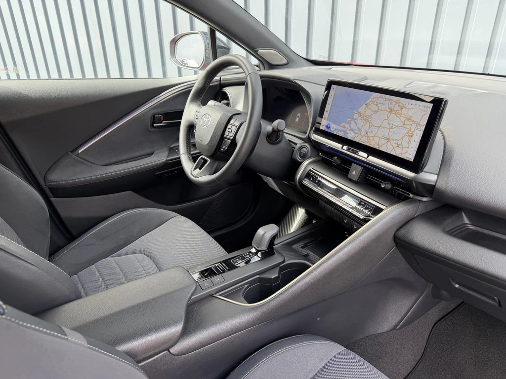 Toyota C-HR – foto 13