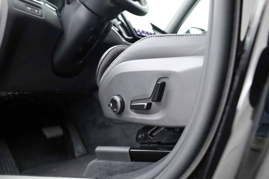 Volvo XC60 – foto 8