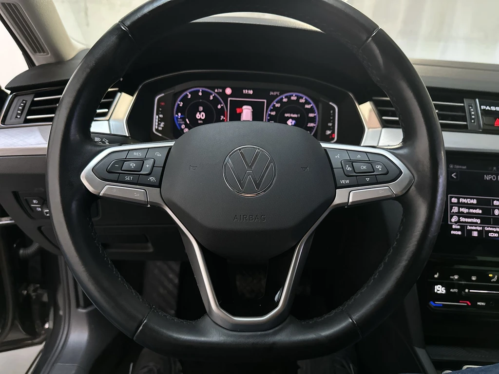 Volkswagen Passat – foto 10