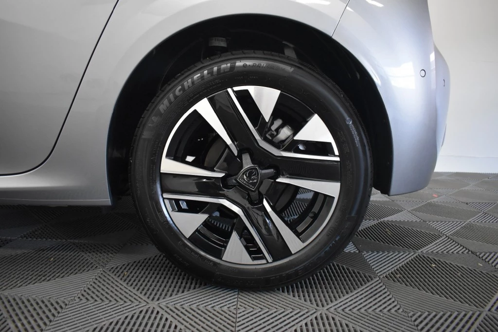 Peugeot 208 – foto 32