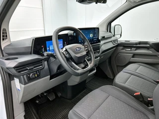 Ford Transit Custom – thumbnail 24