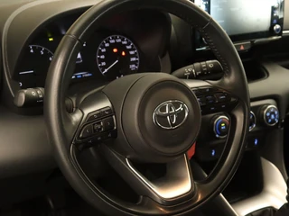 Toyota Yaris – thumbnail 12