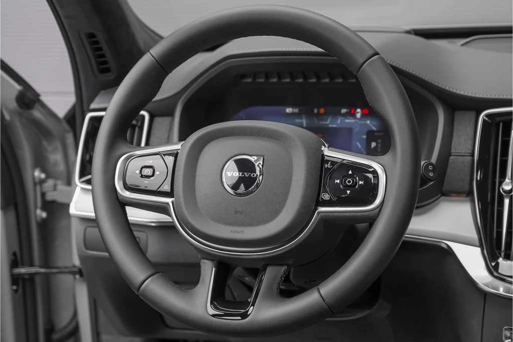 Volvo XC90 – foto 22