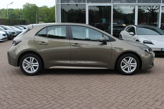 Toyota Corolla – thumbnail 5