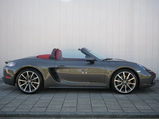 Porsche 718 – thumbnail 4