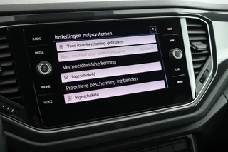 Volkswagen T-Roc – thumbnail 28