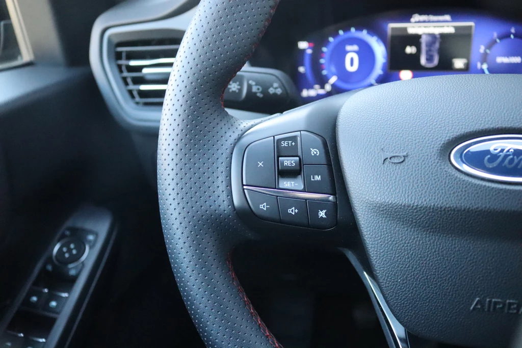 Ford Kuga – foto 17