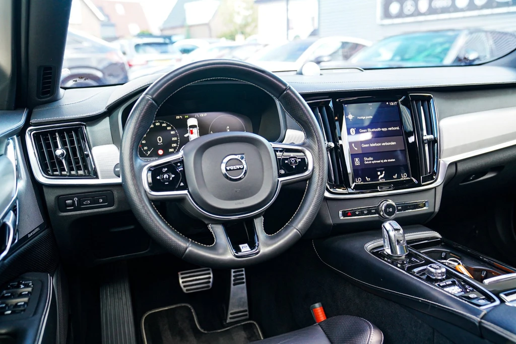 Volvo S90 – foto 15