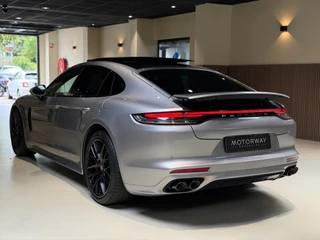 Porsche Panamera – thumbnail 3
