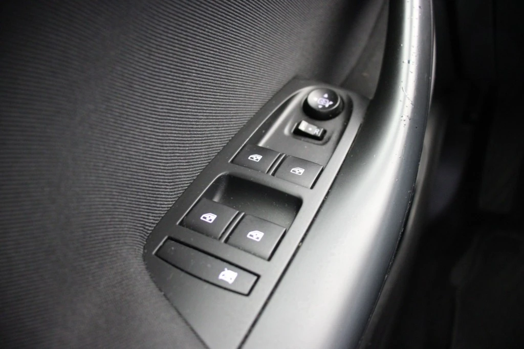 Opel Astra – foto 27