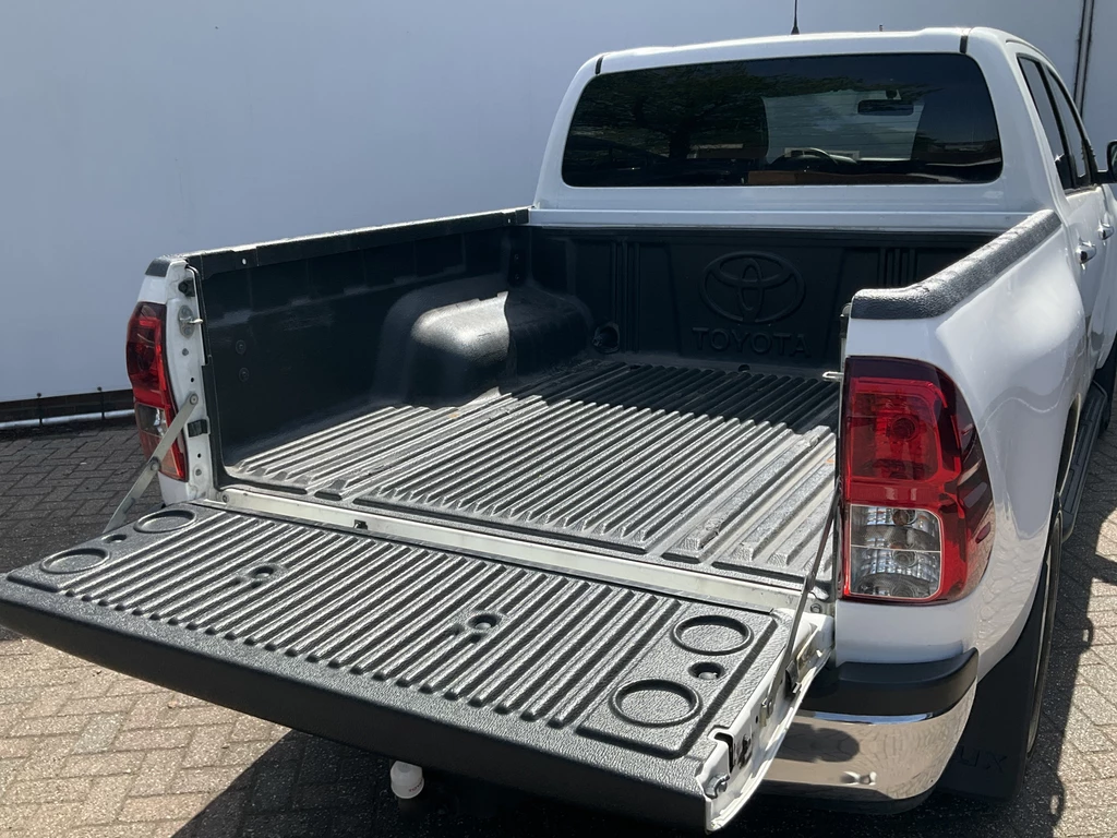 Toyota Hilux – foto 8