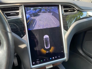 Tesla Model X – thumbnail 15