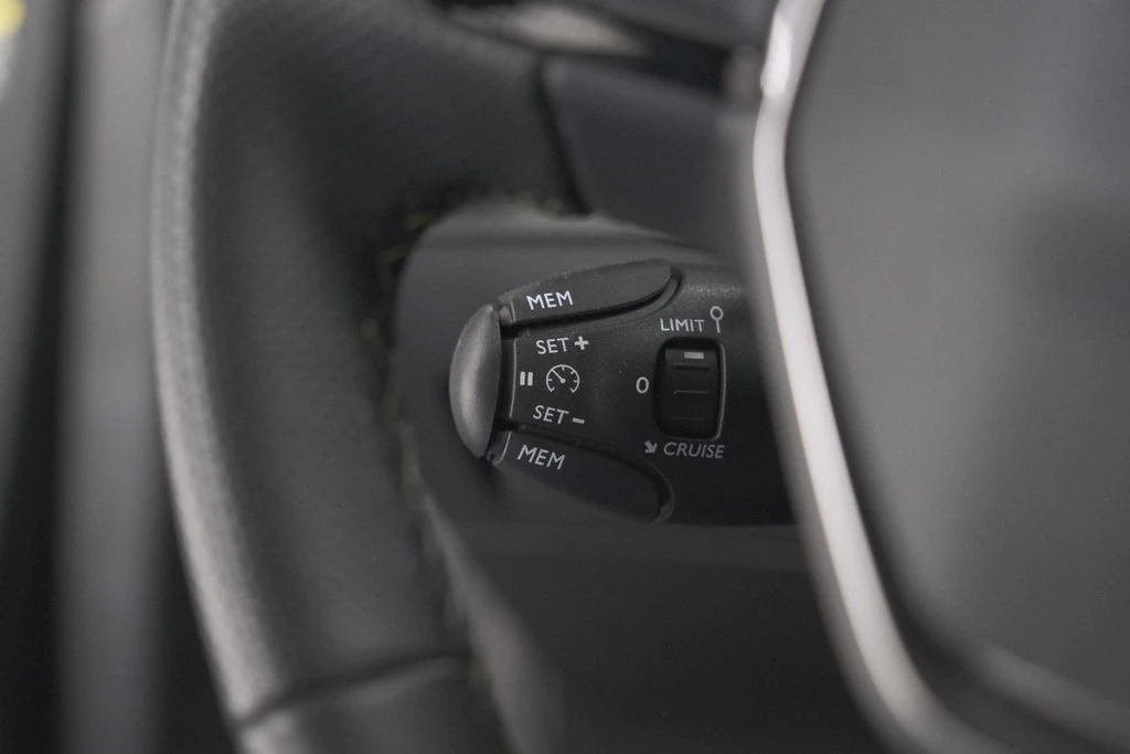 Peugeot 208 – foto 15