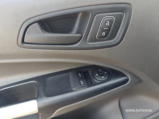 Ford Transit Connect – thumbnail 16