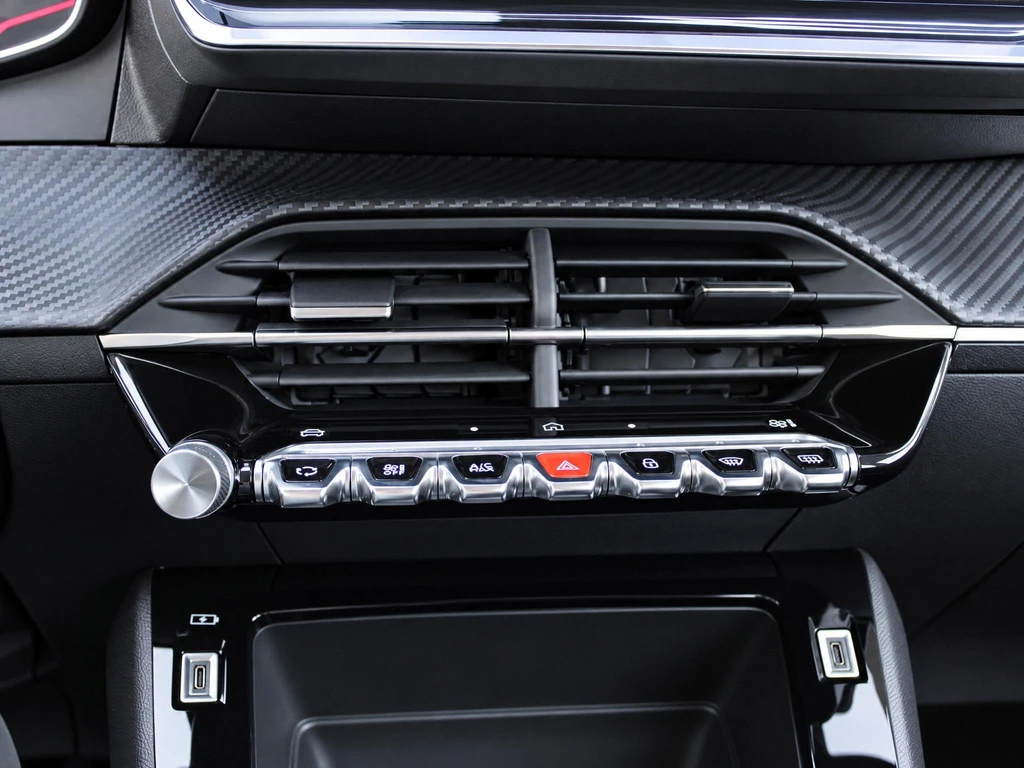 Peugeot 208 – foto 17