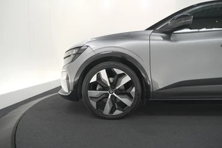 Renault Megane E-Tech – thumbnail 25