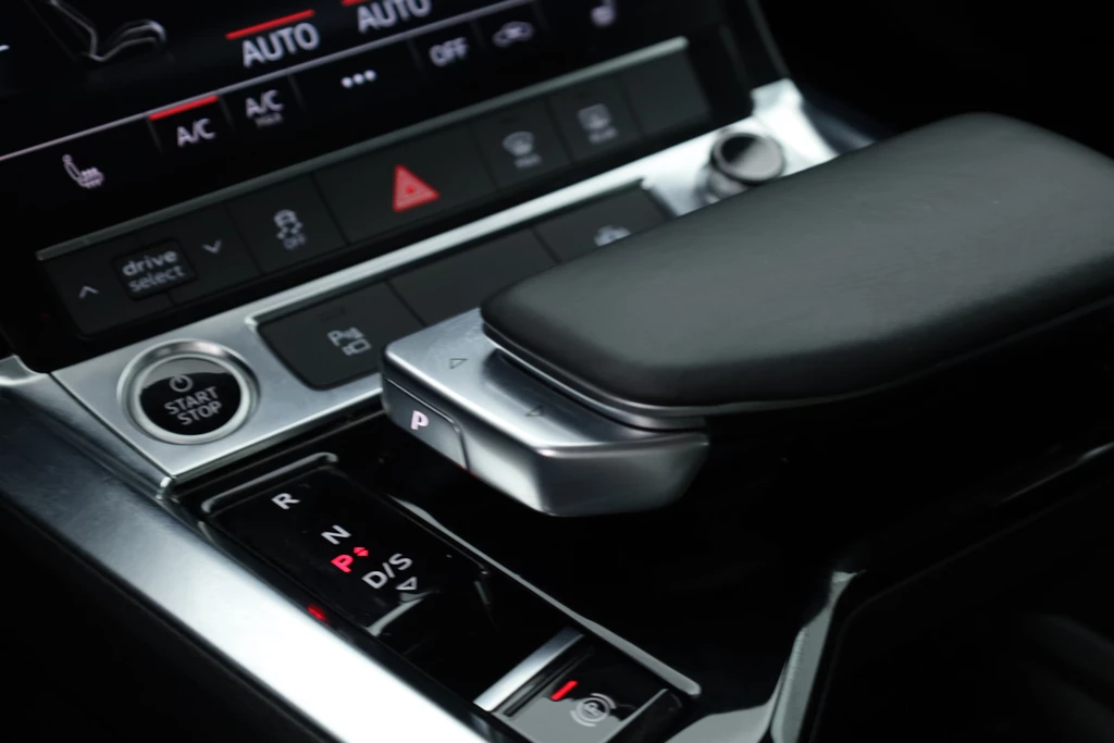 Audi e-tron – foto 7