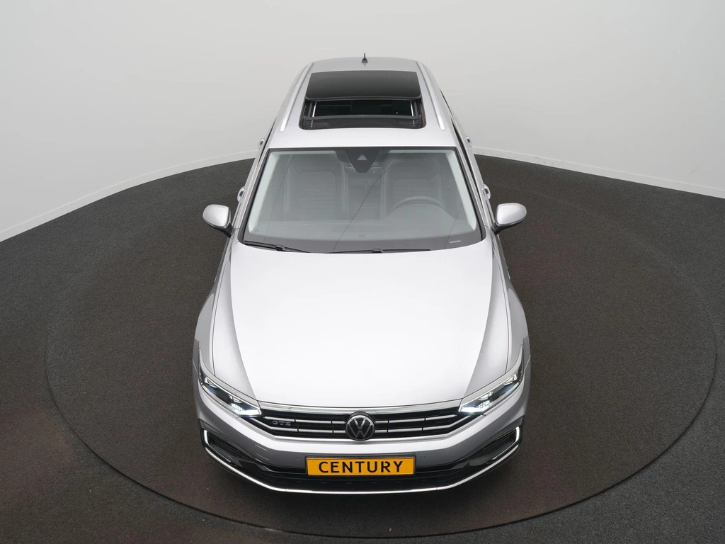 Volkswagen Passat – foto 11