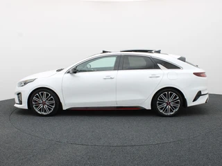 Kia ProCeed – thumbnail 4
